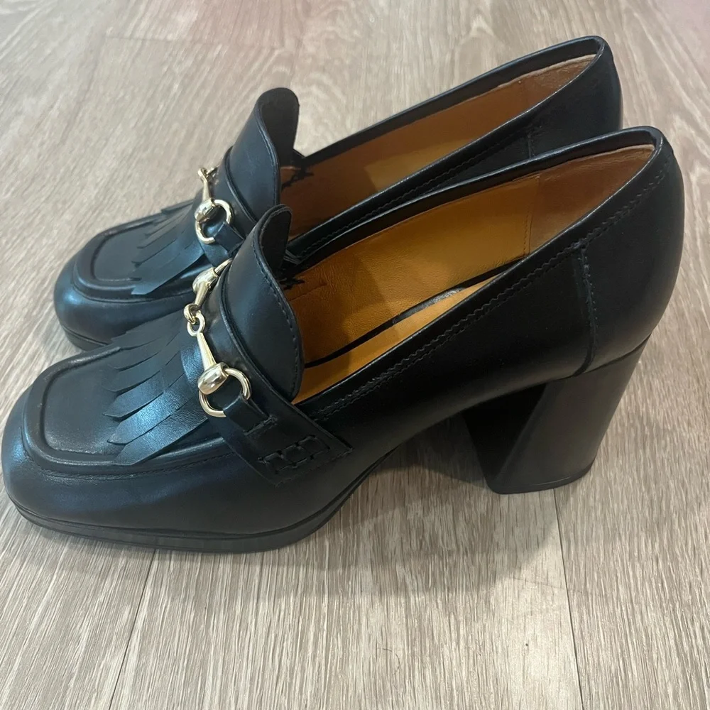 Sézane Black Leather Block Heel Loafers with Gold Hardware